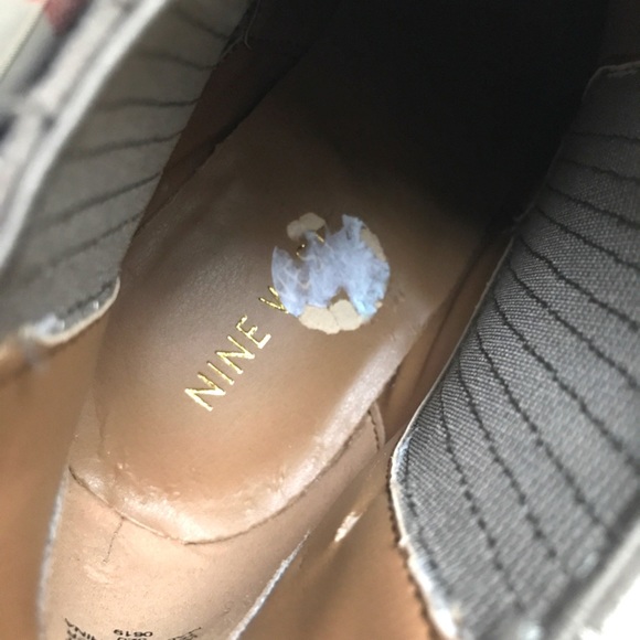 NINE WEST SUADE GREY CHUNKY HEEL BOOTIES! - Picture 11 of 11